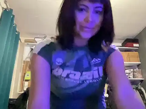 Abbygirlie online show from July 21, 2026, 10:33 pm