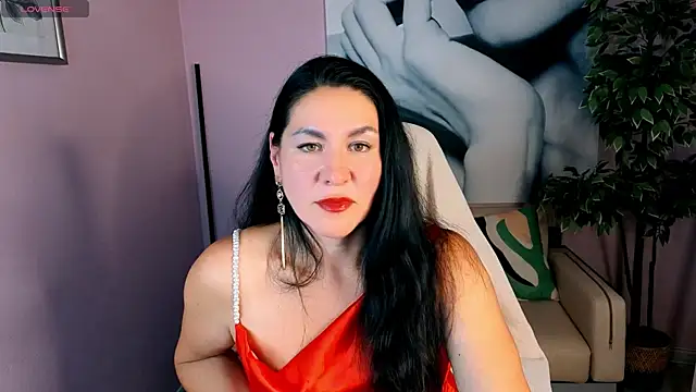 Tina Moretty online show from July 23, 2026, 8:27 pm
