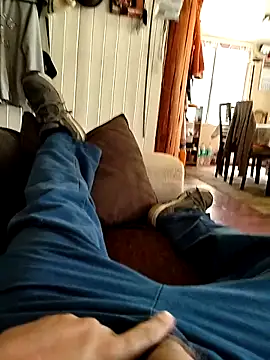 robredoj online show from February 12, 2026, 6:07 pm