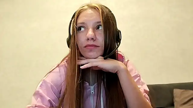 Snapshot of BethannStonefield chatting on July 30, 2026, 10:20 pm BethannStonefield online show from July 30, 2026, 10:20 pm