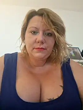 pulpeuselulu online show from July 24, 2026, 10:00 am