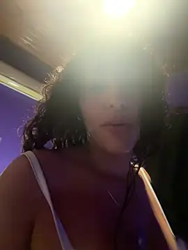 Luana 264 online show from July 28, 2026, 1:46 am