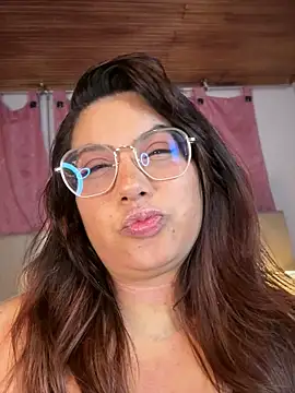 shantelle   online show from July 24, 2026, 7:32 pm
