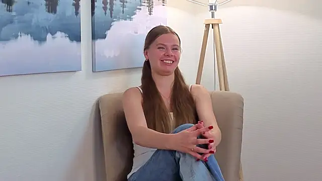 IsadoraRaftery online show from July 25, 2026, 3:58 am