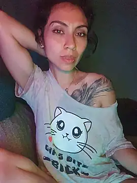 Snapshot of RebelRileyX chatting on August 3, 2026, 9:04 am RebelRileyX online show from August 3, 2026, 9:04 am