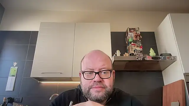 theitalianbear online show from March 13, 2026, 10:09 am