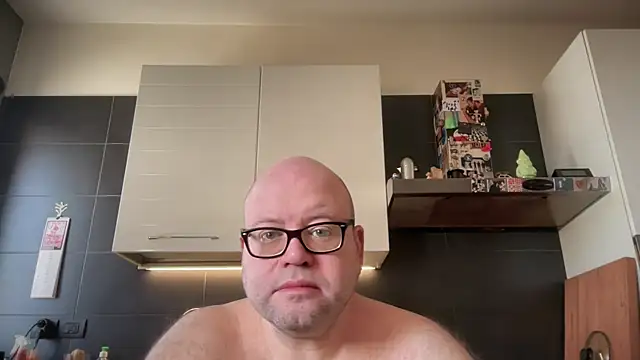 theitalianbear online show from February 18, 2026, 9:06 am