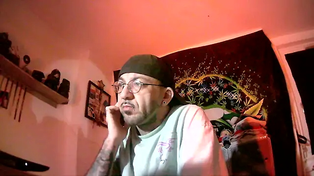 Snapshot of MagicStickBoy chatting on March 22, 2026, 7:26 pm MagicStickBoy online show from March 22, 2026, 7:26 pm