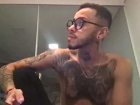 Snapshot of enzokonno chatting on July 25, 2026, 11:00 pm enzokonno online show from July 25, 2026, 11:00 pm