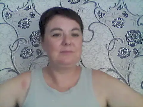 CherryLove7777 online show from July 28, 2026, 11:28 am