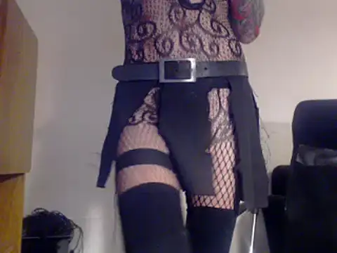 Snapshot of candy_goth_fb chatting on August 6, 2026, 3:01 am candy goth fb online show from August 6, 2026, 3:01 am