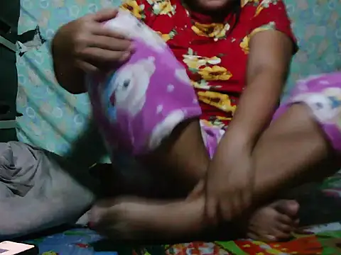Snapshot of bubblebutpinay chatting on July 26, 2026, 12:01 pm bubblebutpinay online show from July 26, 2026, 12:01 pm