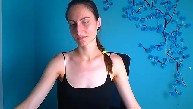 Snapshot of Just_Julie_ chatting on August 6, 2026, 11:38 am Just Julie online show from August 6, 2026, 11:38 am