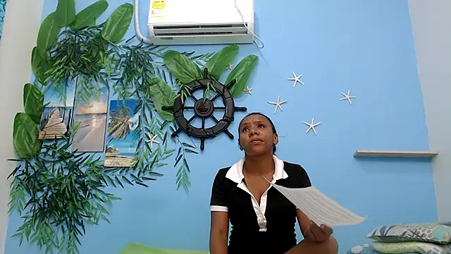 vanessa18nice online show from July 28, 2026, 8:12 pm