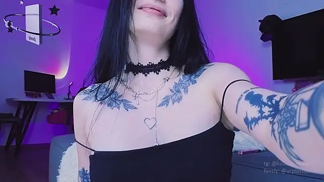 lilgothdess online show from July 28, 2026, 6:20 pm