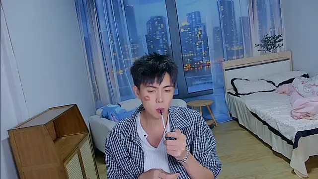 Snapshot of xiaoyang-FF chatting on July 28, 2026, 5:56 pm xiaoyang-FF online show from July 28, 2026, 5:56 pm