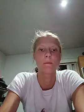 LenaGoldi online show from July 29, 2026, 7:35 pm