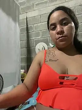 Snapshot of laura1999love chatting on August 2, 2026, 1:59 am laura1999love online show from August 2, 2026, 1:59 am