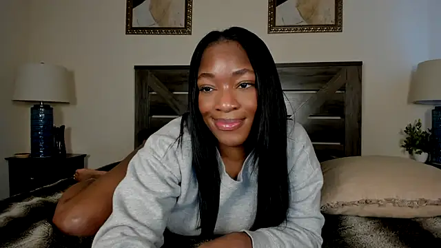 nicolesolace online show from June 22, 2026, 9:23 pm