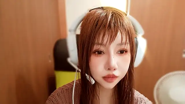 Snapshot of mew-mia-meow chatting on July 30, 2026, 7:18 am mew-mia-meow online show from July 30, 2026, 7:18 am