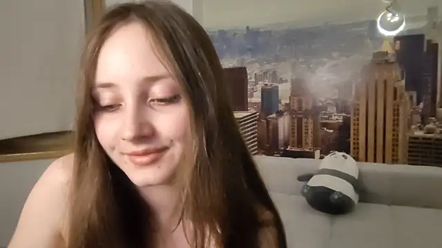 EvaSoShy online show from August 7, 2026, 1:06 pm