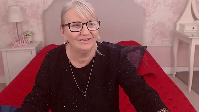 Snapshot of LadyAlana chatting on May 24, 2026, 9:36 pm LadyAlana online show from May 24, 2026, 9:36 pm