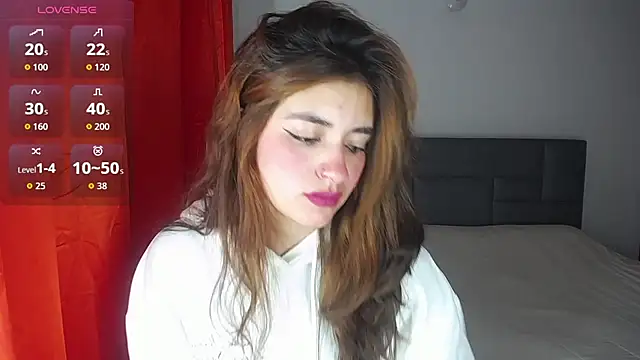 Snapshot of aphrodite_girl_1 chatting on August 8, 2026, 11:06 am aphrodite girl 1 online show from August 8, 2026, 11:06 am