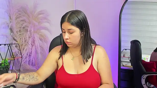 leya  26 online show from August 8, 2026, 7:54 pm