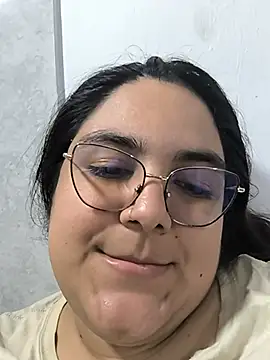 Snapshot of curvysensationn chatting on August 10, 2026, 2:51 am curvysensationn online show from August 10, 2026, 2:51 am