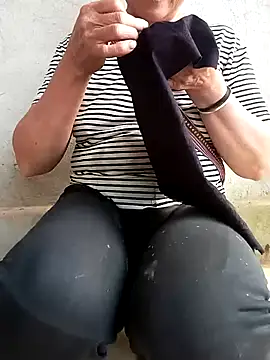 Lee Mai online show from August 7, 2026, 10:32 am