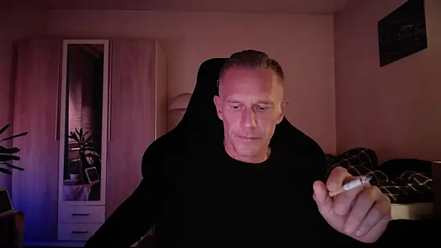 Snapshot of slaveboy2016@xh chatting on September 12, 2025, 8:08 pm slaveboy2016xh online show from September 12, 2025, 8:08 pm