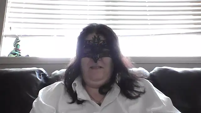 ScarletVixxen online show from August 9, 2026, 7:53 pm