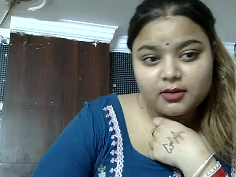 Sexy-radhika69 online show from August 9, 2026, 9:26 am