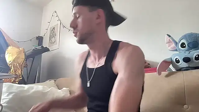 VittBeatifulCock online show from August 9, 2026, 4:57 pm