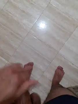 Snapshot of Demillvan chatting on November 6, 2025, 3:32 am Demillvan online show from November 6, 2025, 3:32 am