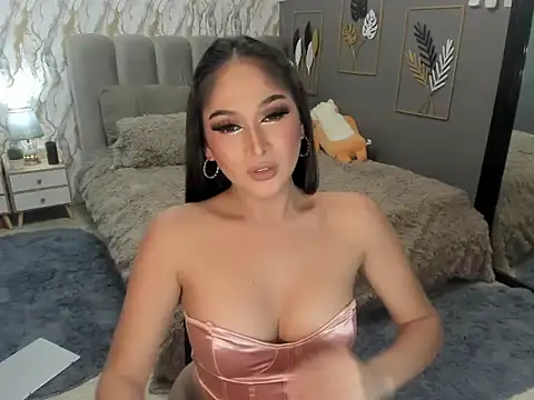 LegendaryNicole online show from October 9, 2025, 6:19 pm