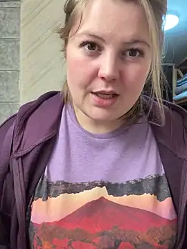 BootyLola online show from February 14, 2025, 3:15 pm