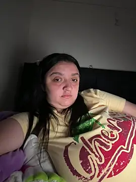 aliceayres797 online show from March 4, 2025, 3:11 am