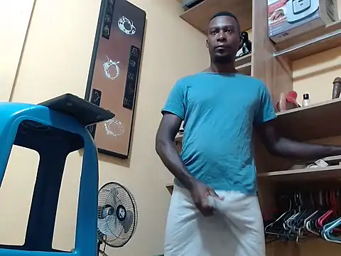 kurtbigcock online show from September 23, 2025, 1:07 pm