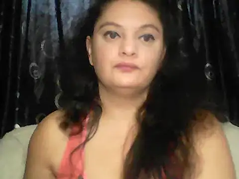 Snapshot of sweetnessangel chatting on February 19, 2025, 8:01 am sweetnessangel online show from February 19, 2025, 8:01 am