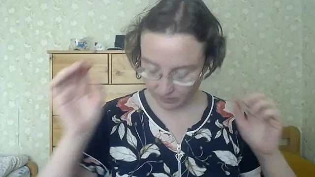 Snapshot of Smart_Rose chatting on May 25, 2026, 3:39 am Smart Rose online show from May 25, 2026, 3:39 am