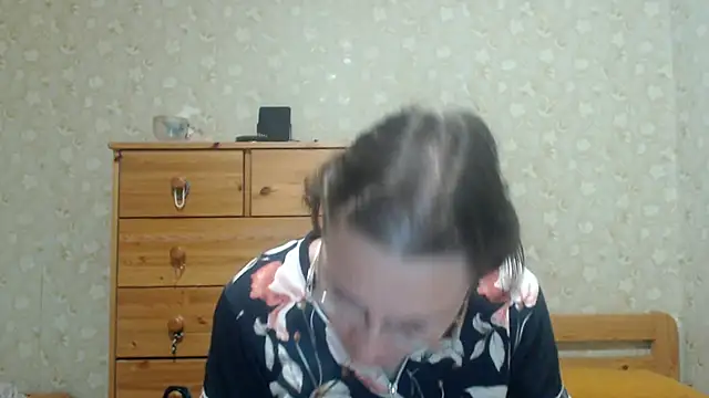 Snapshot of Smart_Rose chatting on July 3, 2026, 10:05 pm Smart Rose online show from July 3, 2026, 10:05 pm