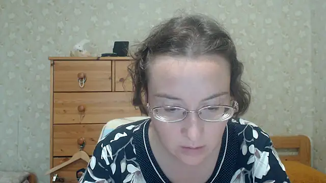 Snapshot of Smart_Rose chatting on June 4, 2026, 4:11 pm Smart Rose online show from June 4, 2026, 4:11 pm