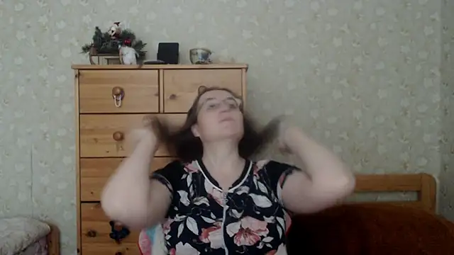 Smart Rose online show from February 11, 2026, 1:33 pm