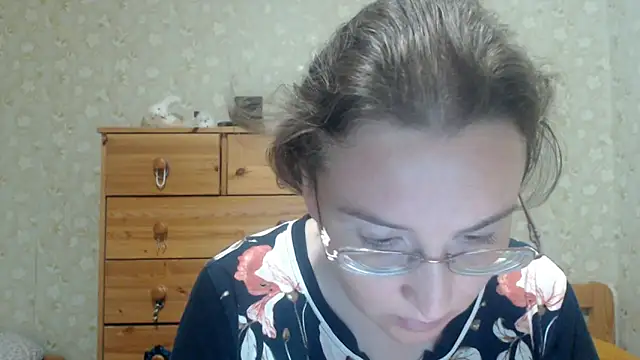 Snapshot of Smart_Rose chatting on May 25, 2026, 7:34 pm Smart Rose online show from May 25, 2026, 7:34 pm