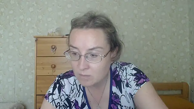 Snapshot of Smart_Rose chatting on July 18, 2026, 12:03 pm Smart Rose online show from July 18, 2026, 12:03 pm