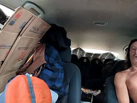 OGXXXOG online show from March 14, 2025, 9:00 pm