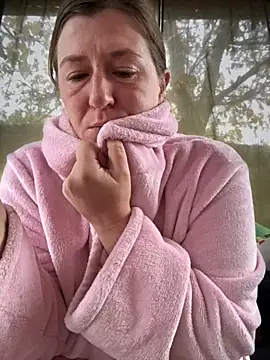 Natali UA online show from October 19, 2025, 6:16 am