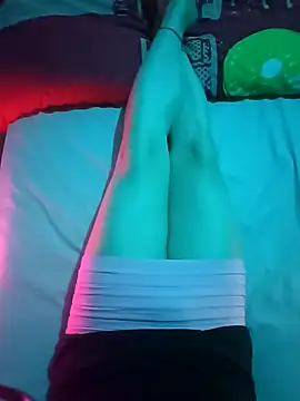 JulietteMaitresse online show from October 19, 2025, 7:38 pm