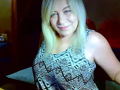 Snapshot of AgoniA7 chatting on February 11, 2026, 12:43 am AgoniA7 online show from February 11, 2026, 12:43 am